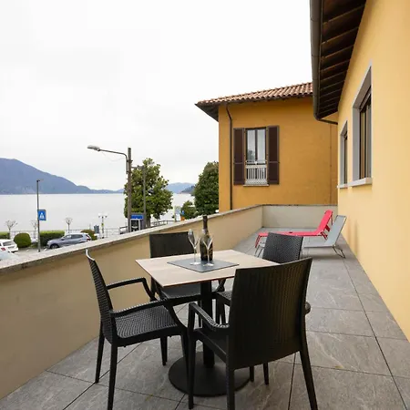 2 Apartment *